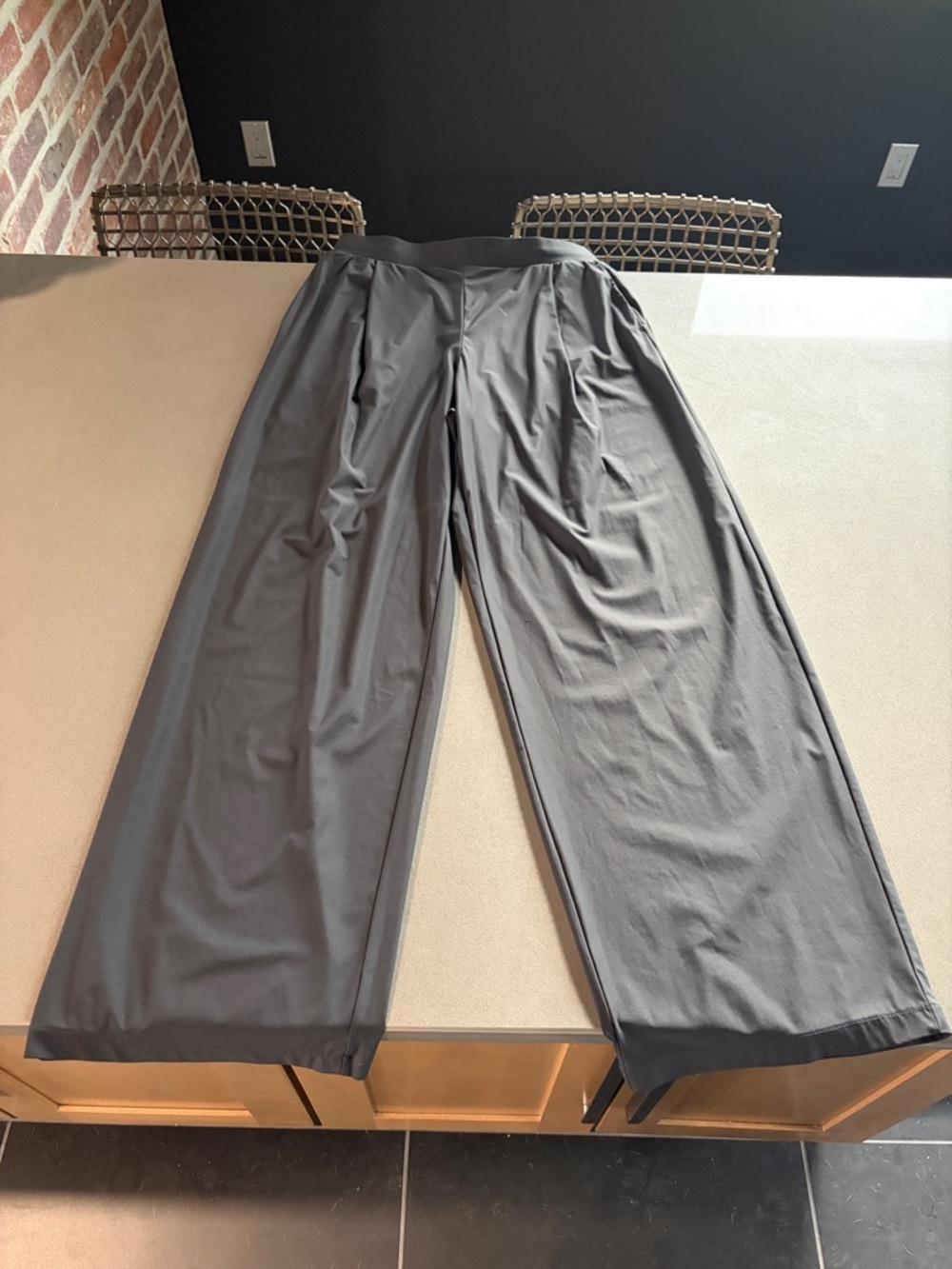 Uniqlo Wide-Leg Trousers
